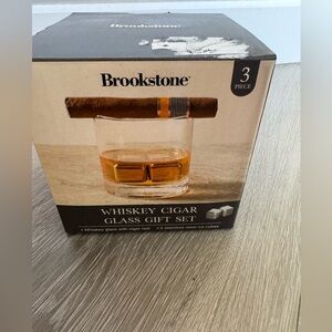 Brookstone Whiskey Cigar Glass New